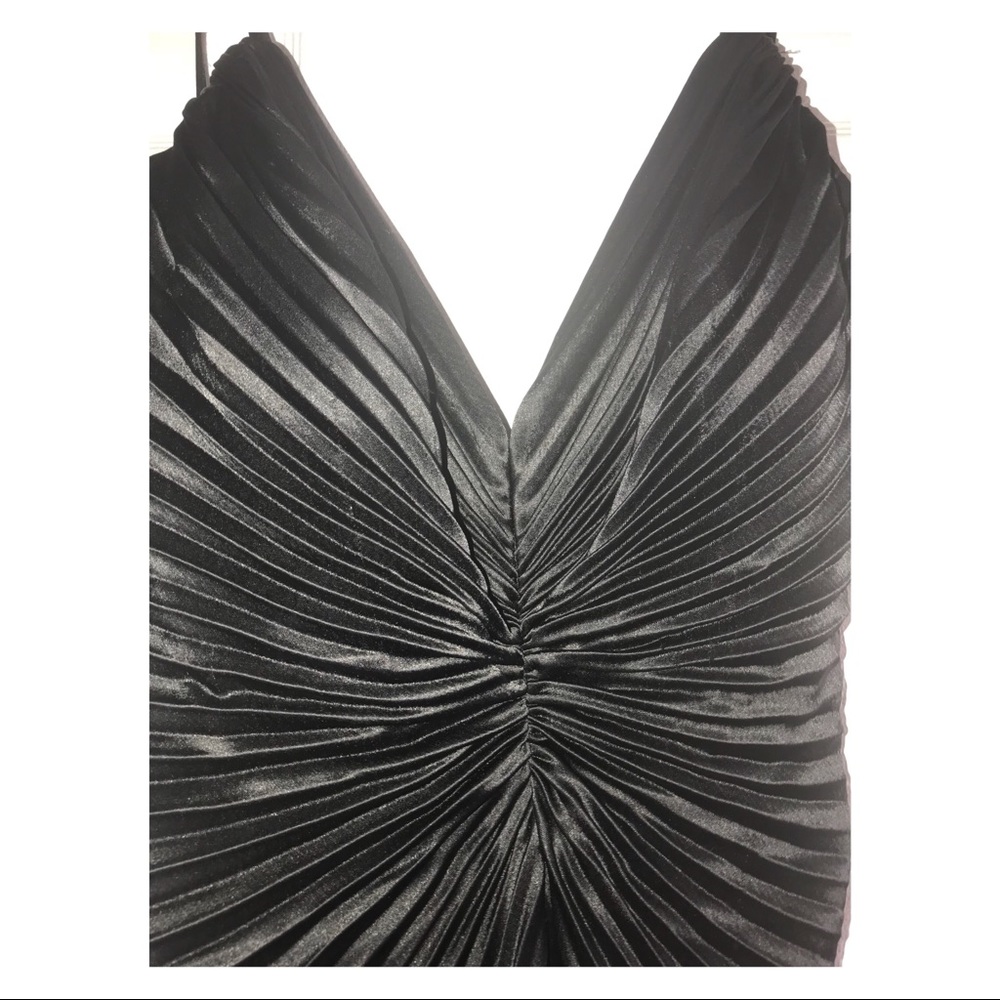 Nicole Bakti Black Pleated Gown - Picture 3 of 8